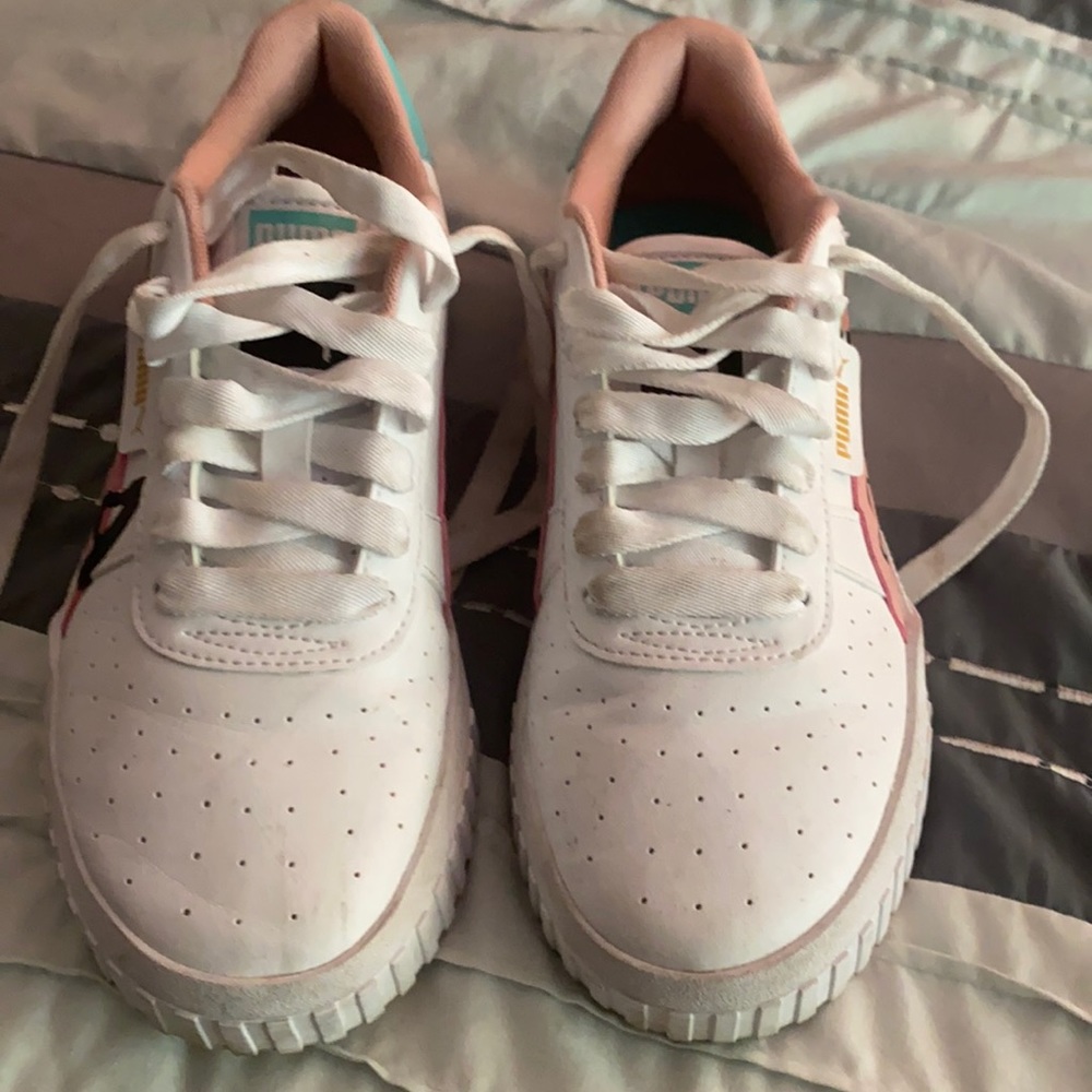 Girls Pumas